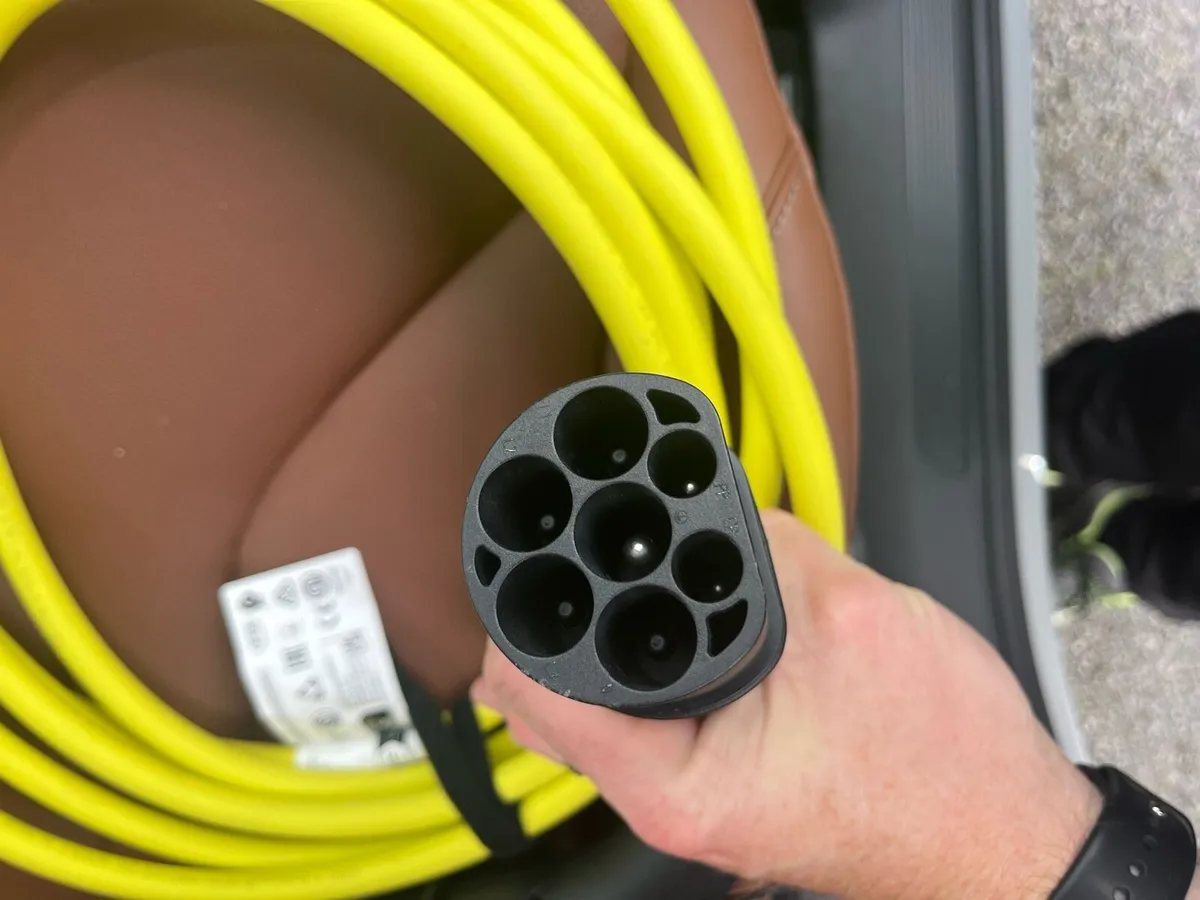 Genuine Škoda EV Charger Cable Type 2 to Type 2 - Image 2