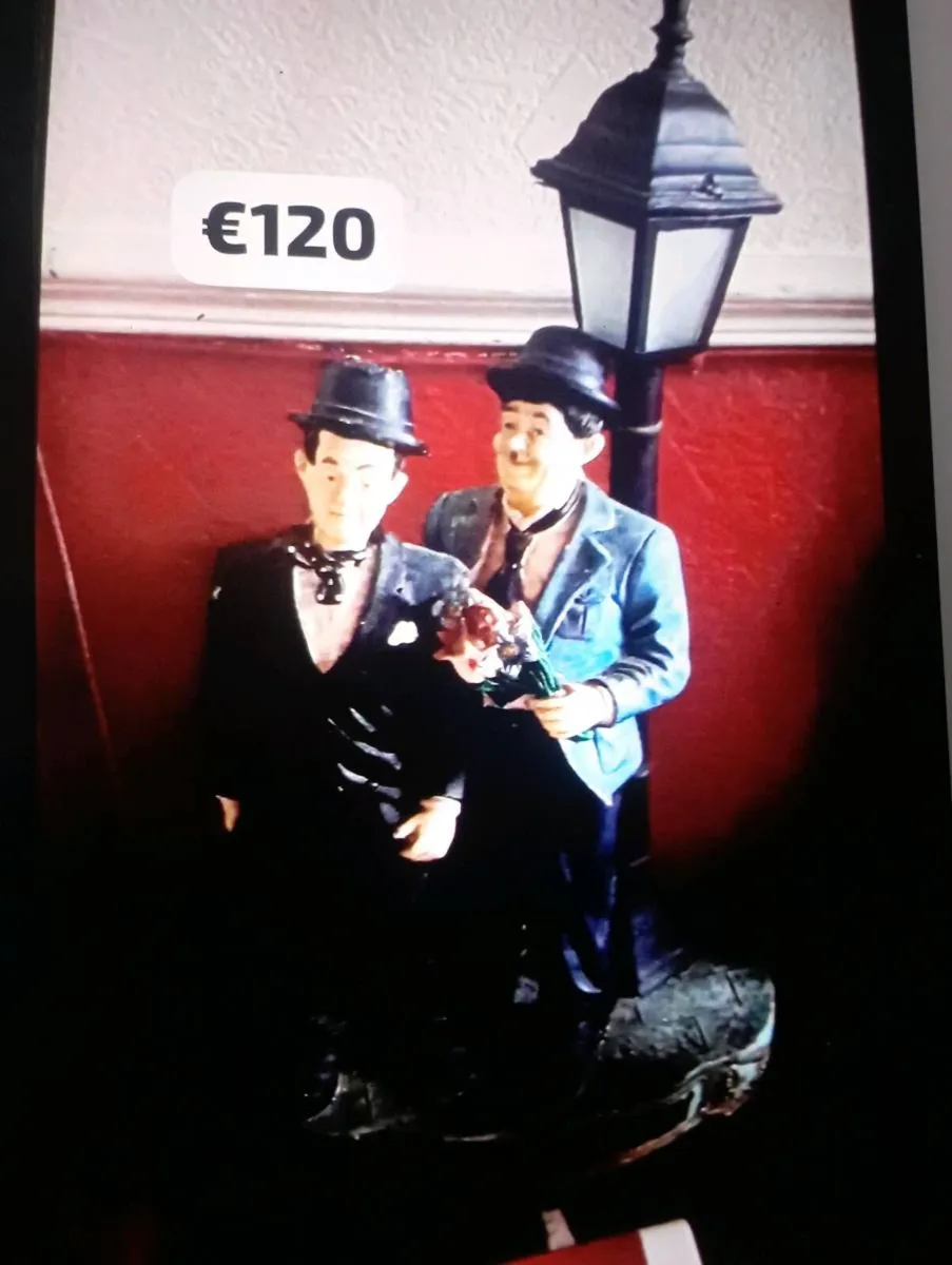 VINTAGE LAUREN  & HARDY MEMORABILIA FIGURES - Image 3