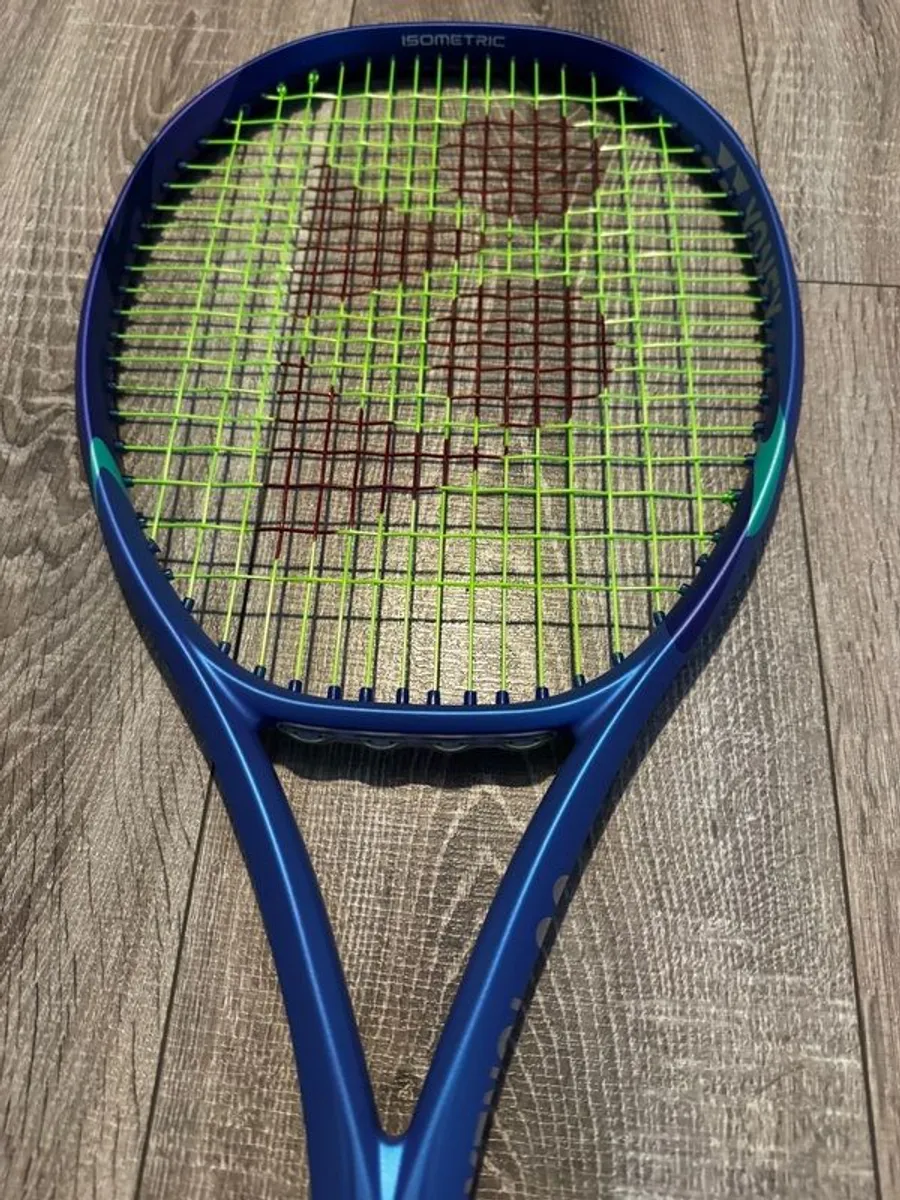 2 x Yonex Ezone 98 - Image 3
