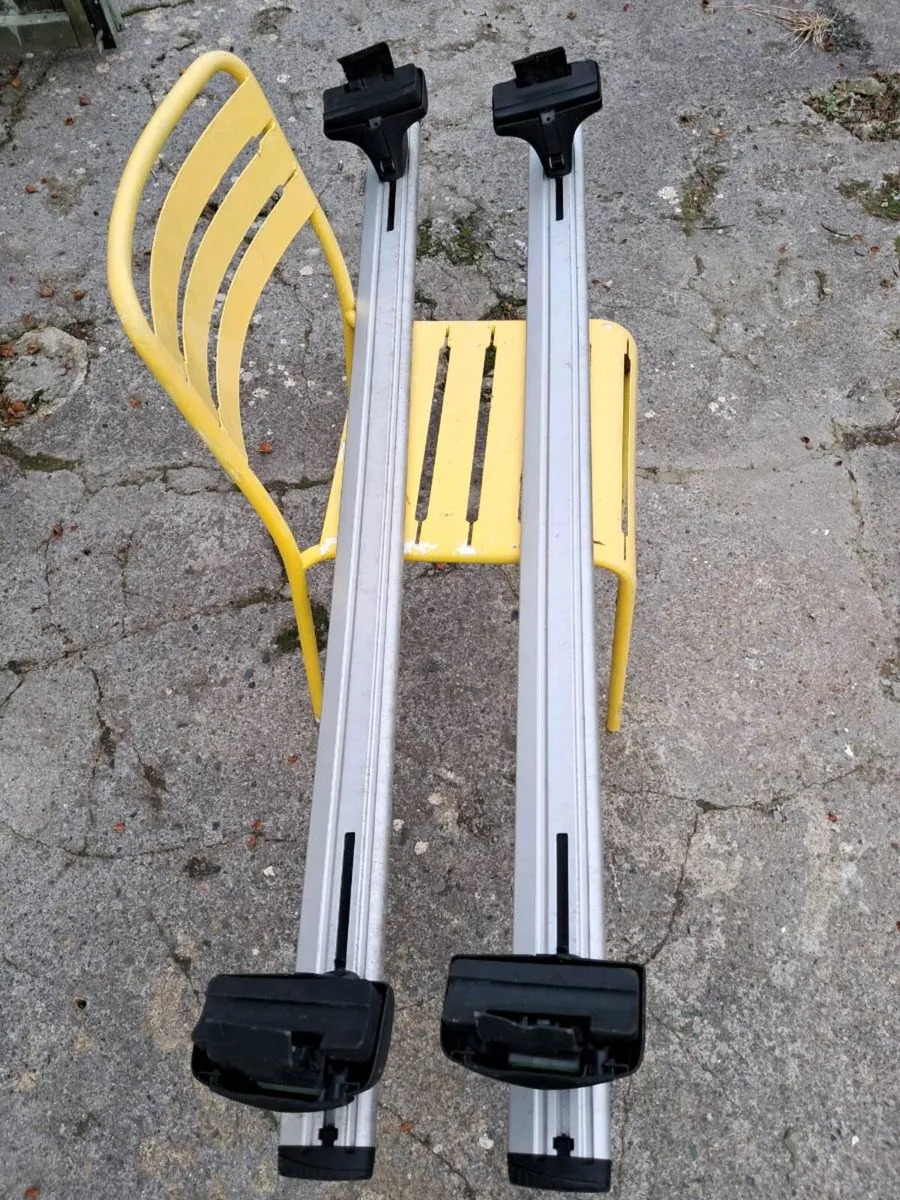 Jaguar XE roof bars - Image 3