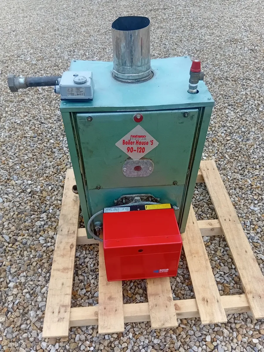 Oil boiler - Image 1