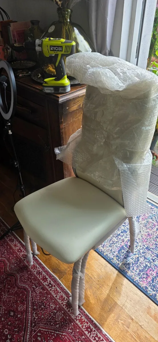 Chairs - Image 3