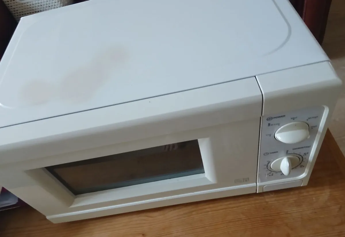 Microwave - Image 2