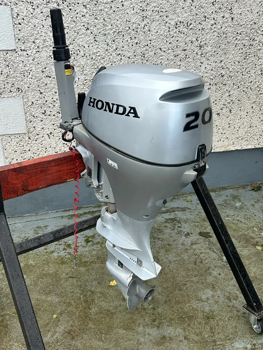 Honda 20hp 4 Stroke Outboard Engine - Image 4