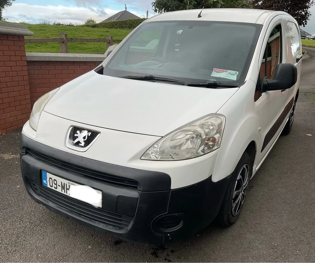 2009 Peugeot partner van - Image 1