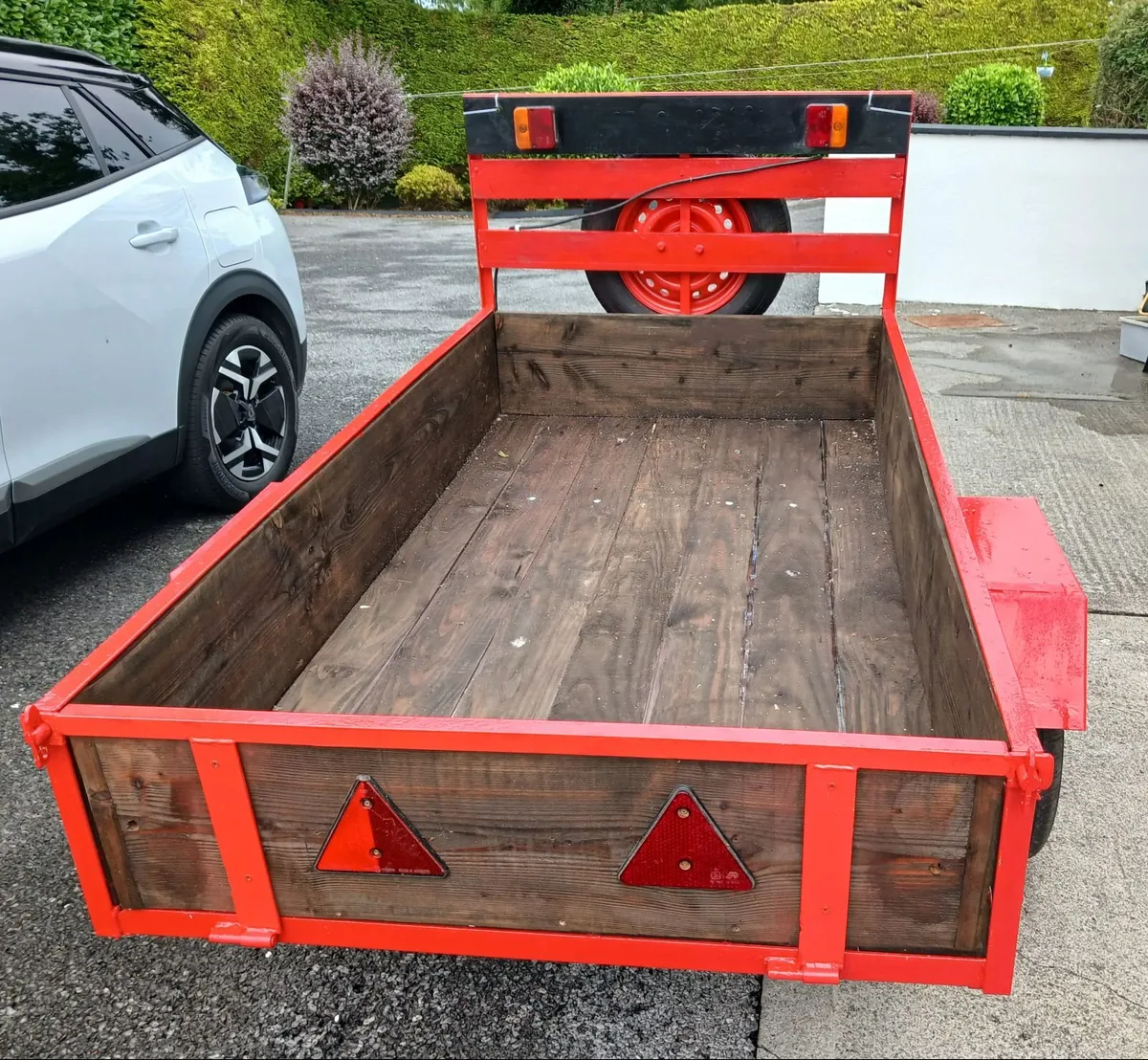 TRAILER - Image 1