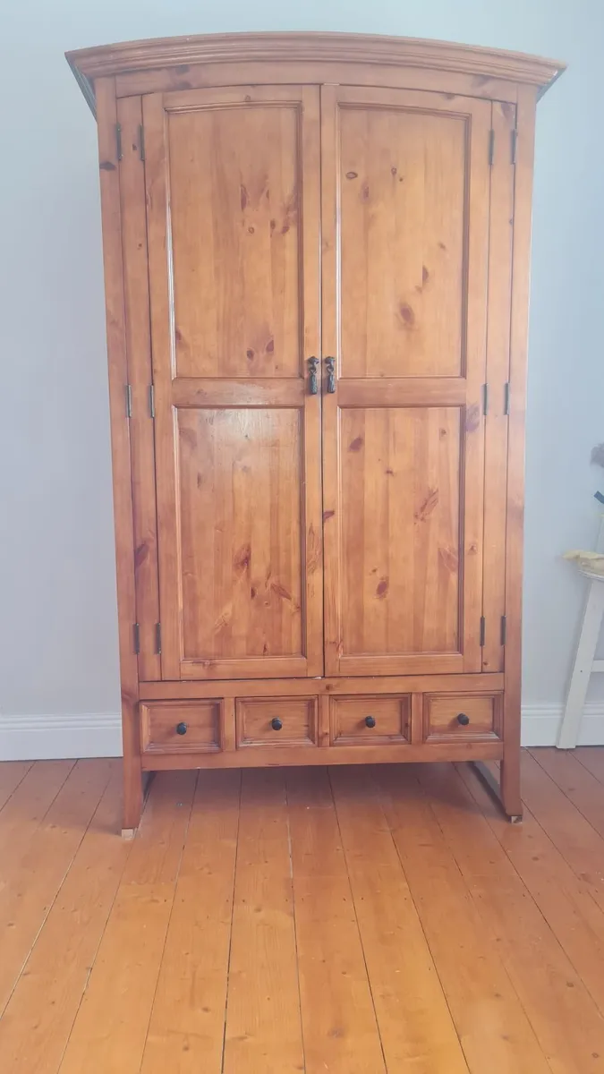 WARDROBE - Image 3