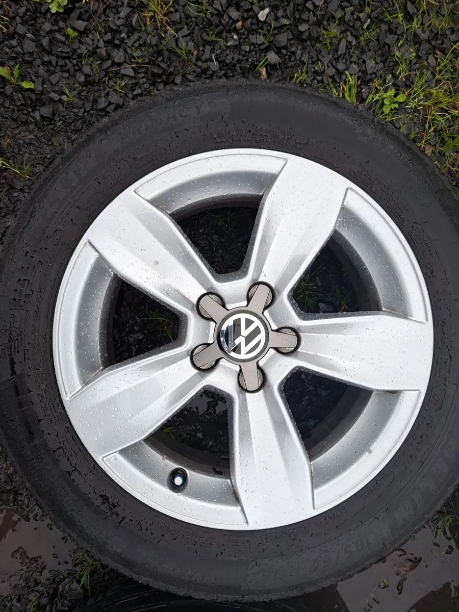 15" Vw Polo Alloys with tyres - Image 2