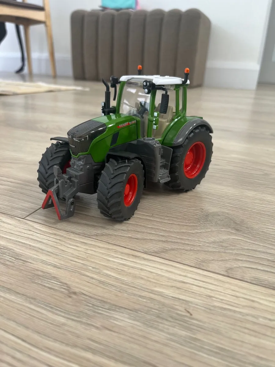 Tractors - Image 1