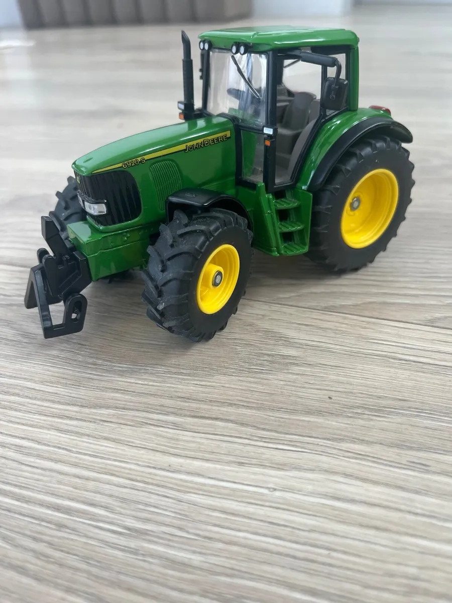 Tractors - Image 3