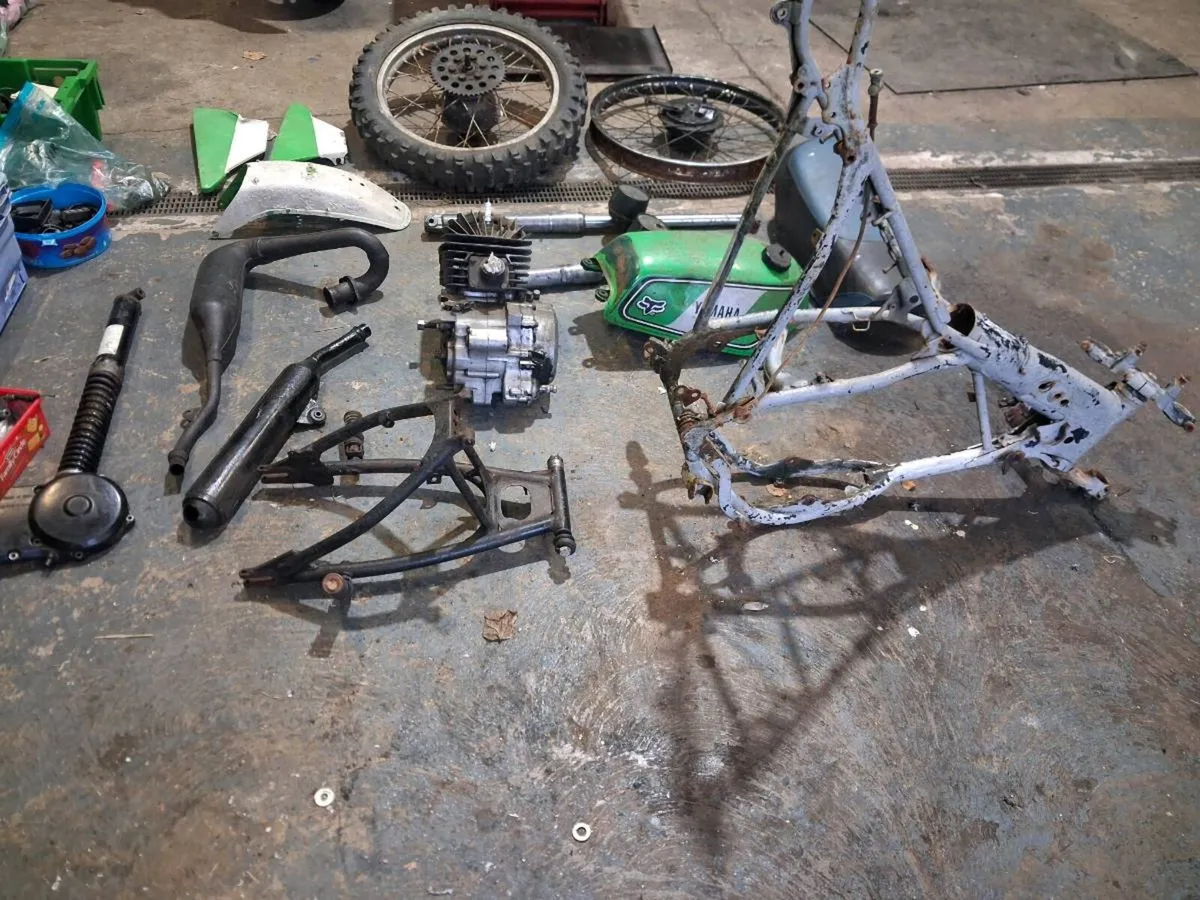 Yamaha dt 175 parts - Image 1