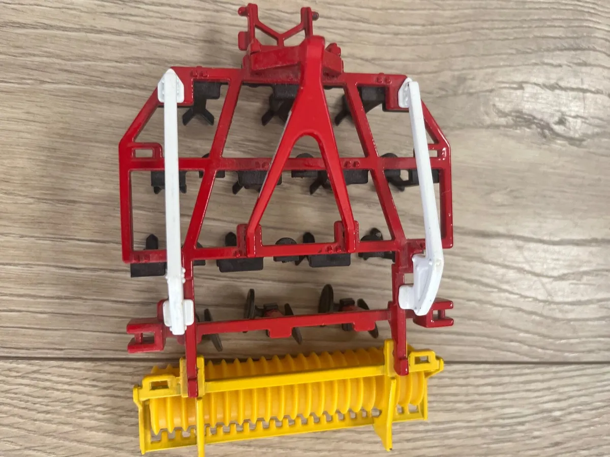 Toys - Image 2