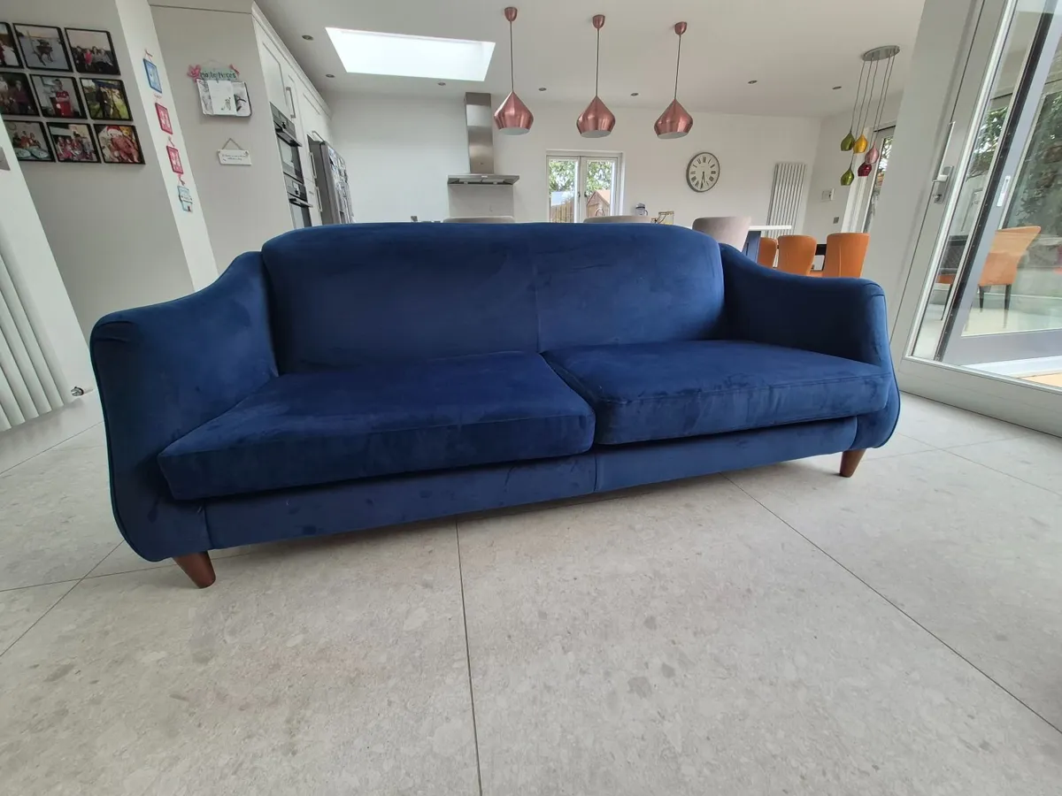 Sofa - Image 4