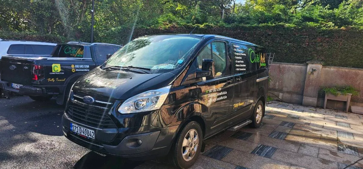 Ford Transit Custom Crewcab - Image 2