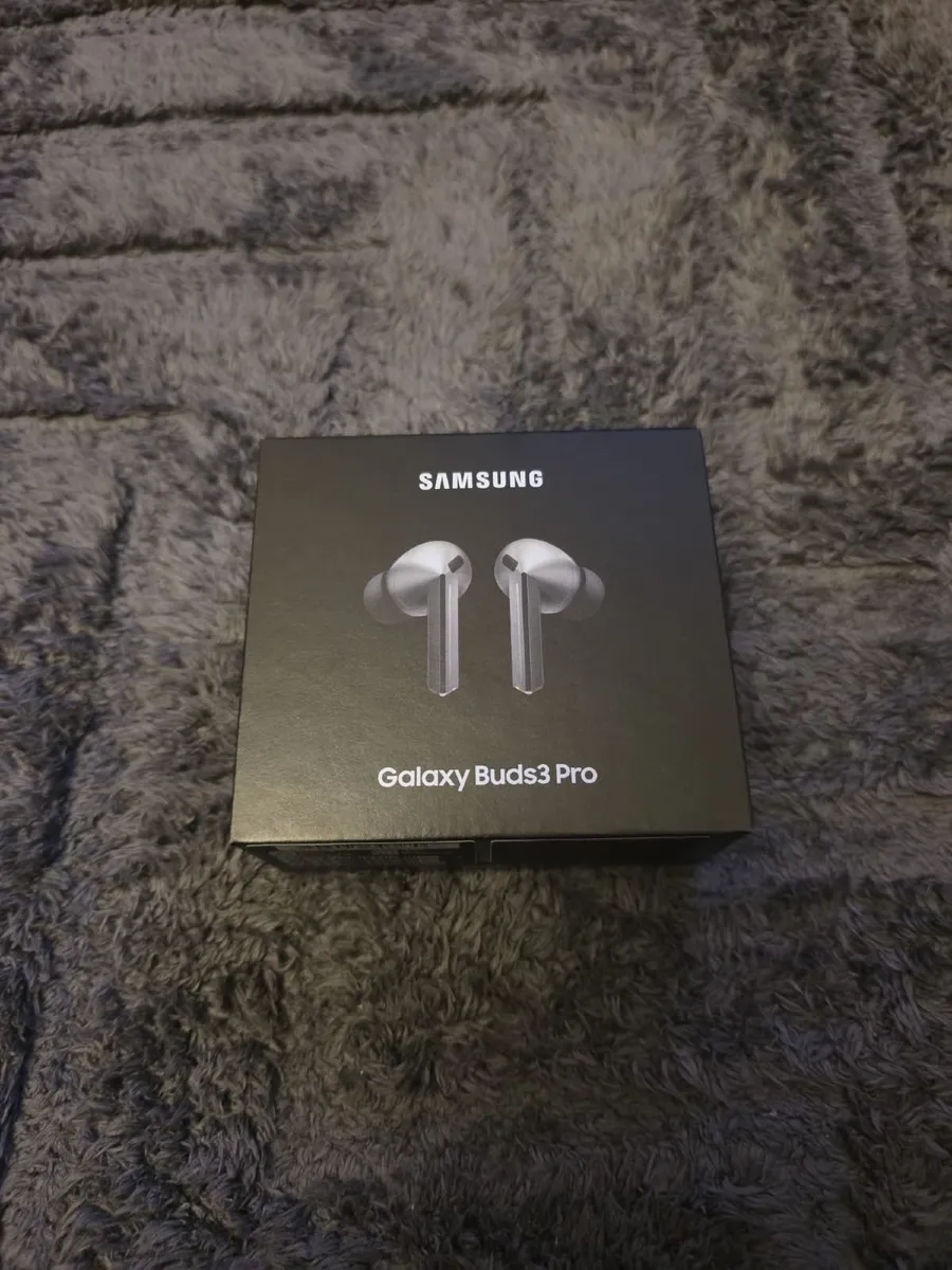 Samsung Galaxy Buds 3 Pro (Silver) – Brand New !!! - Image 1