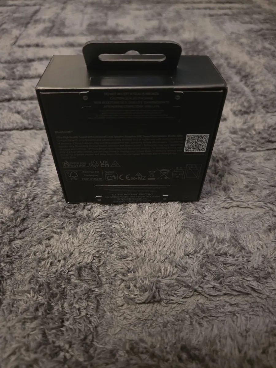 Samsung Galaxy Buds 3 Pro (Silver) – Brand New !!! - Image 2