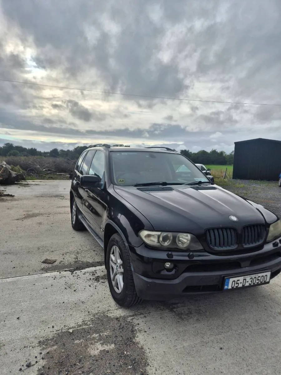 Bmw x5 - Image 1