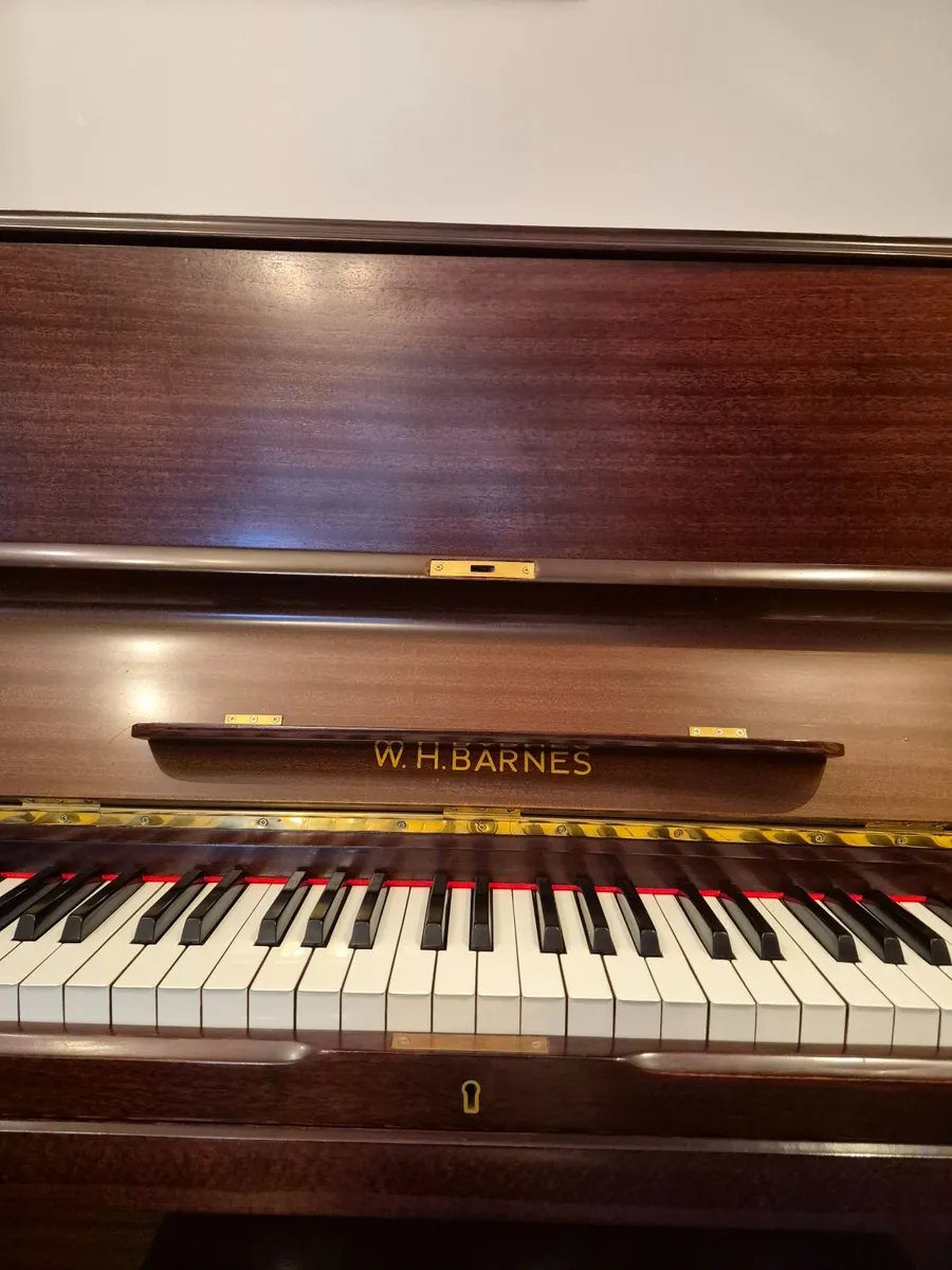 Piano - Image 1