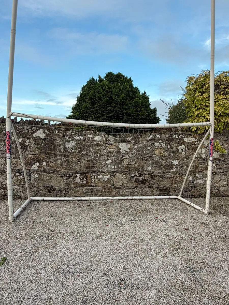 Samba Foitball/Rugby Goal 12ft x 6ft - Image 1