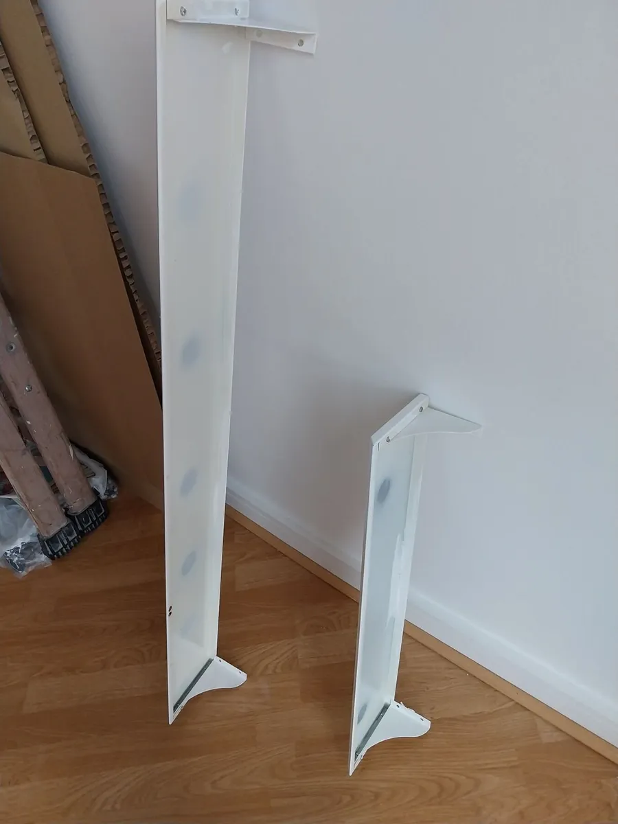 Metalic shelves x 2 - Image 1