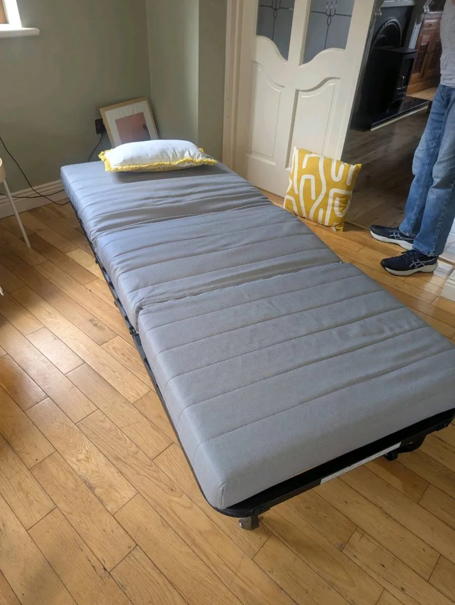 Foldout Bed - Image 3