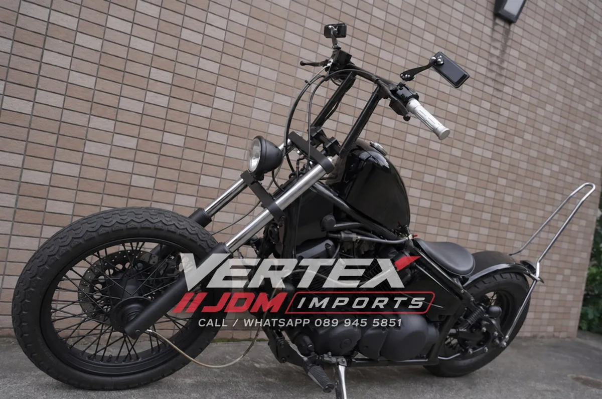 Yamaha DragStar 400 Custom Bobber - Image 1