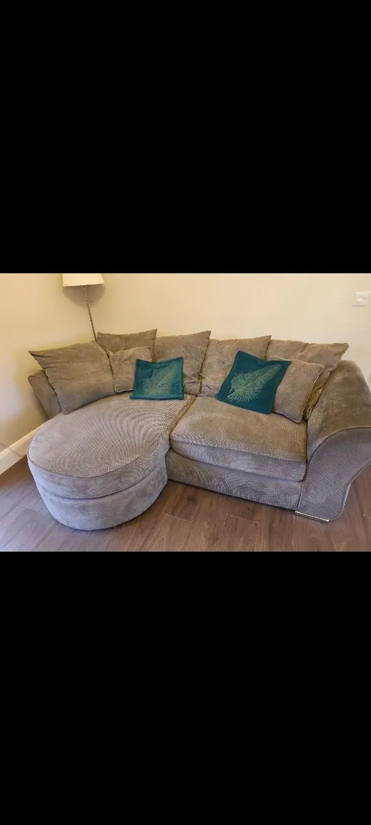 Couch - 2 seater & L shape - Image 2