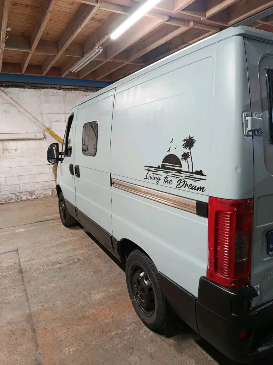 Van/campervan - Image 3