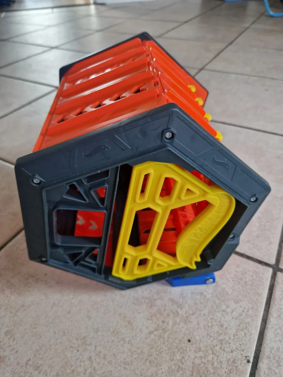 Hot wheels Roll out Raceway Track - Image 3