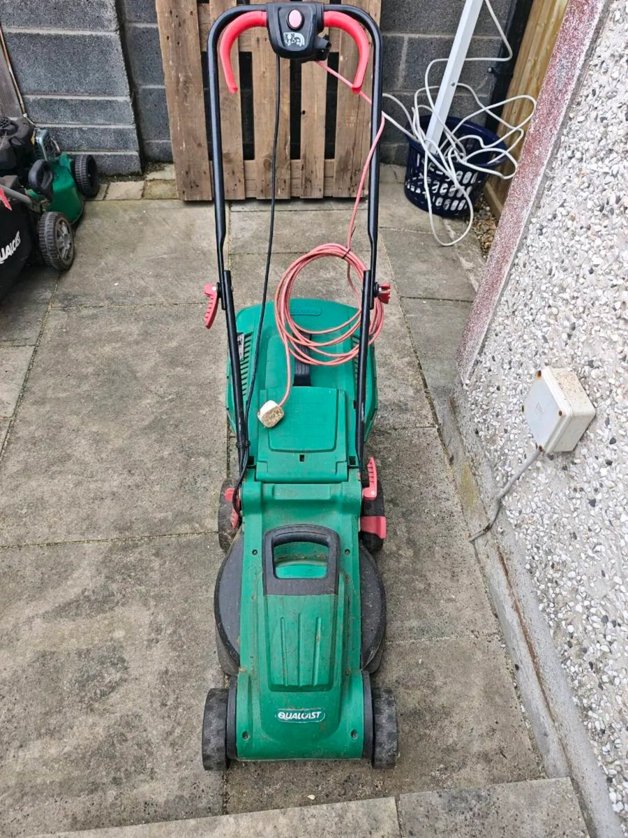 Electric Lawnmower - Image 2