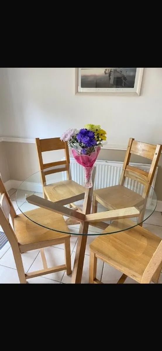 table - Image 1