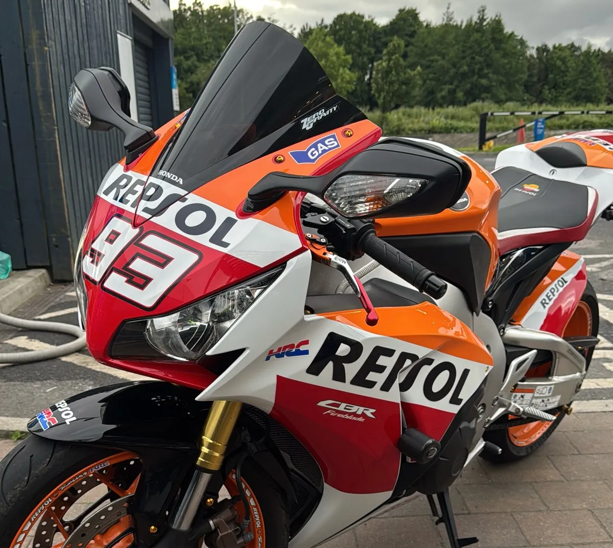 Cbr 1000RR Repsol - Image 3