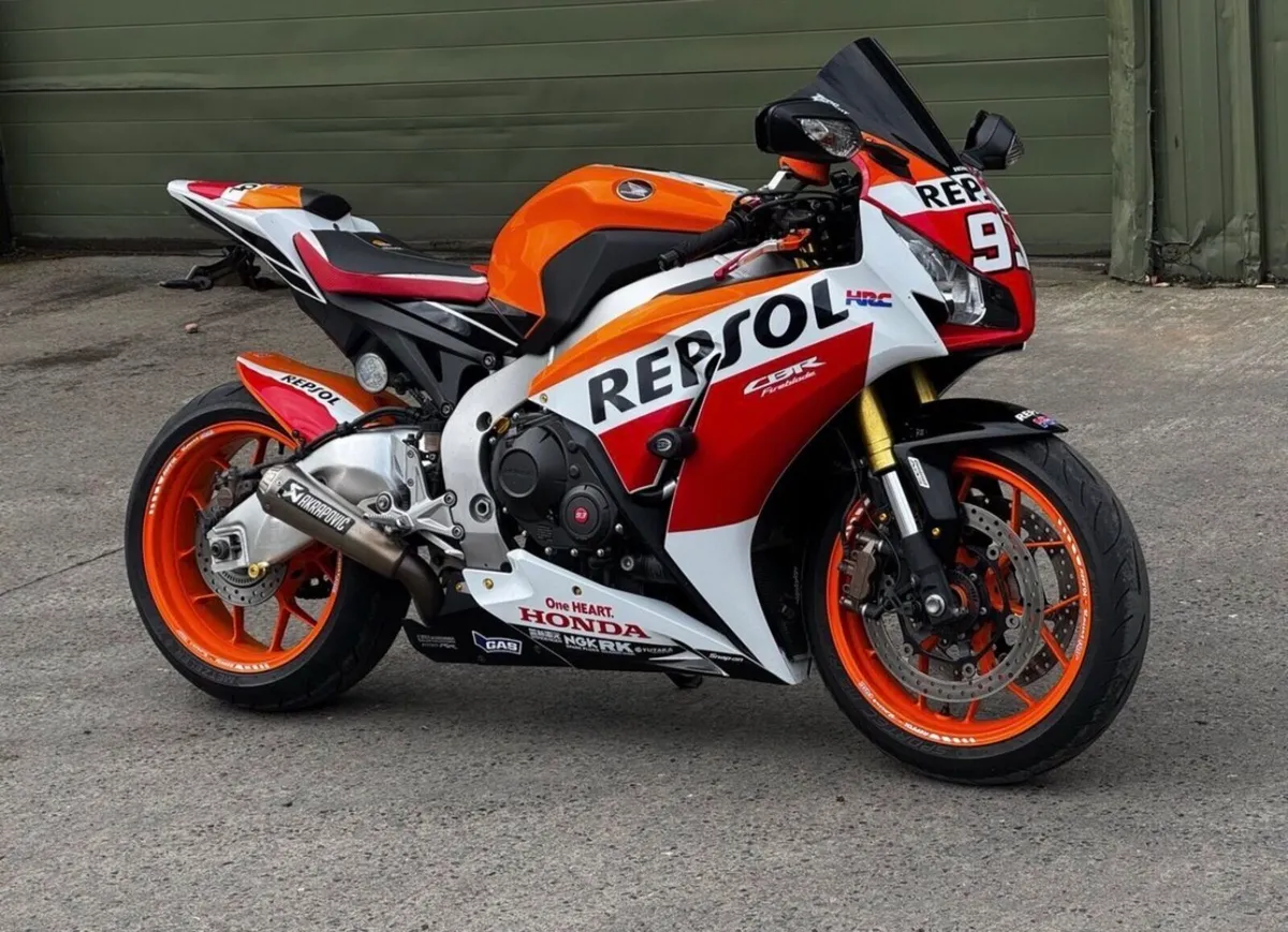 Cbr 1000RR Repsol - Image 1
