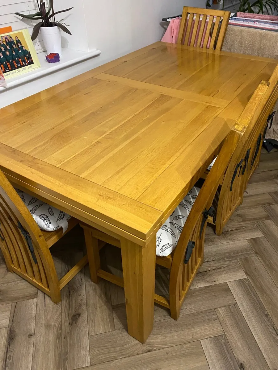 Kitchen table - Image 3