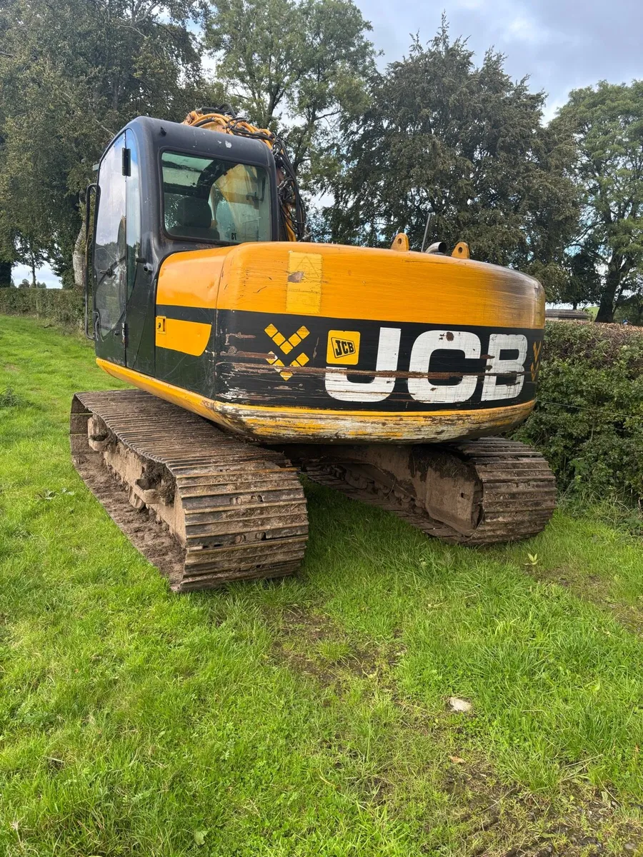 JCB JS 130 - Image 4