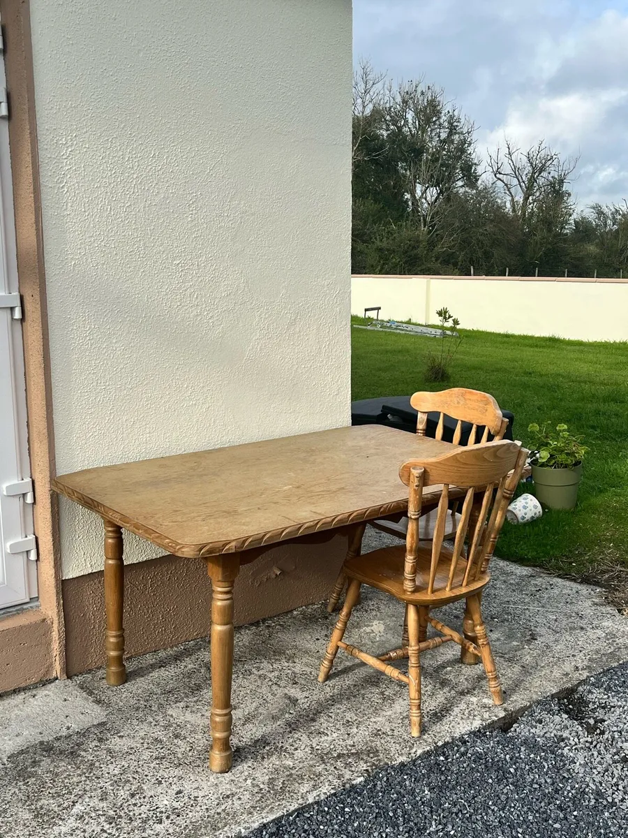 Table and 4 Chairs