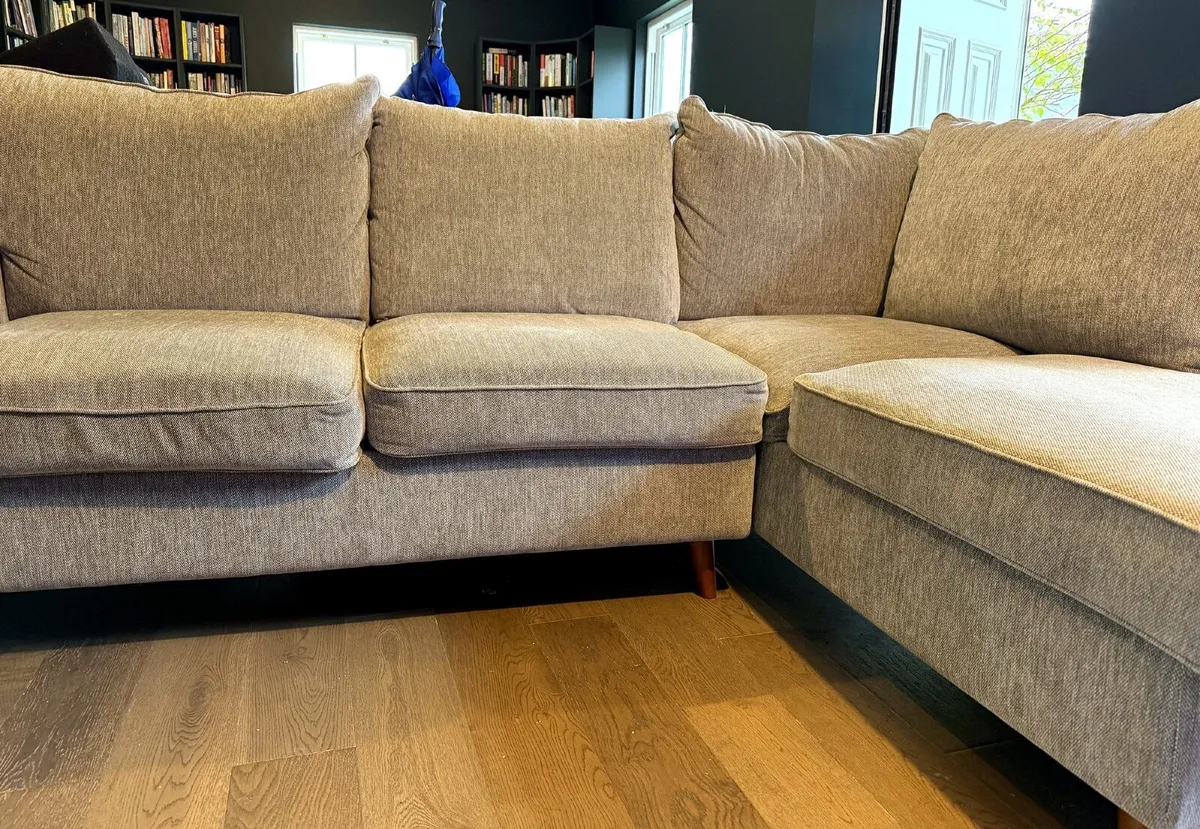 Large L-Shaped Corner Sofa – Immaculate - Image 2