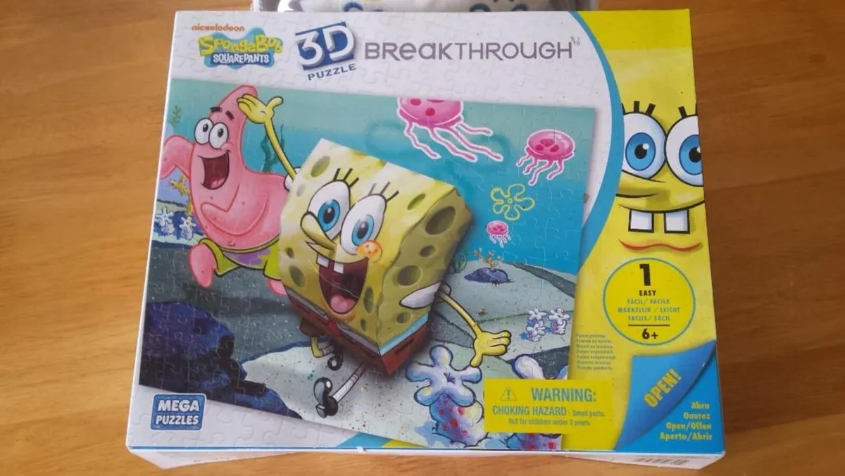 New:  Spongebob Squarepants 3D Breakthrough Puzzle - Image 1