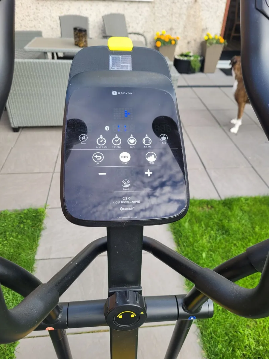 Domyos EL520 Cross Trainer – Excellent Condition - Image 3