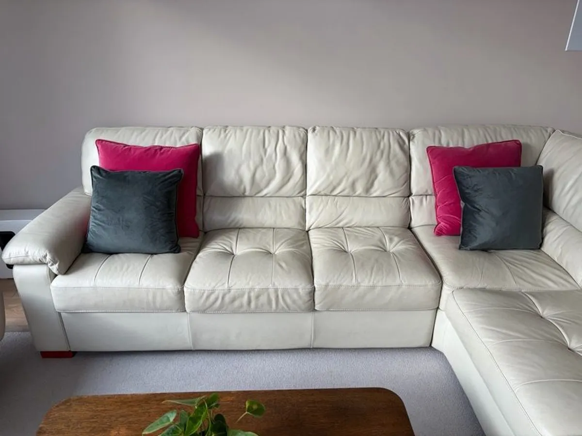 Itialian Leather Corner Sofa - Image 3