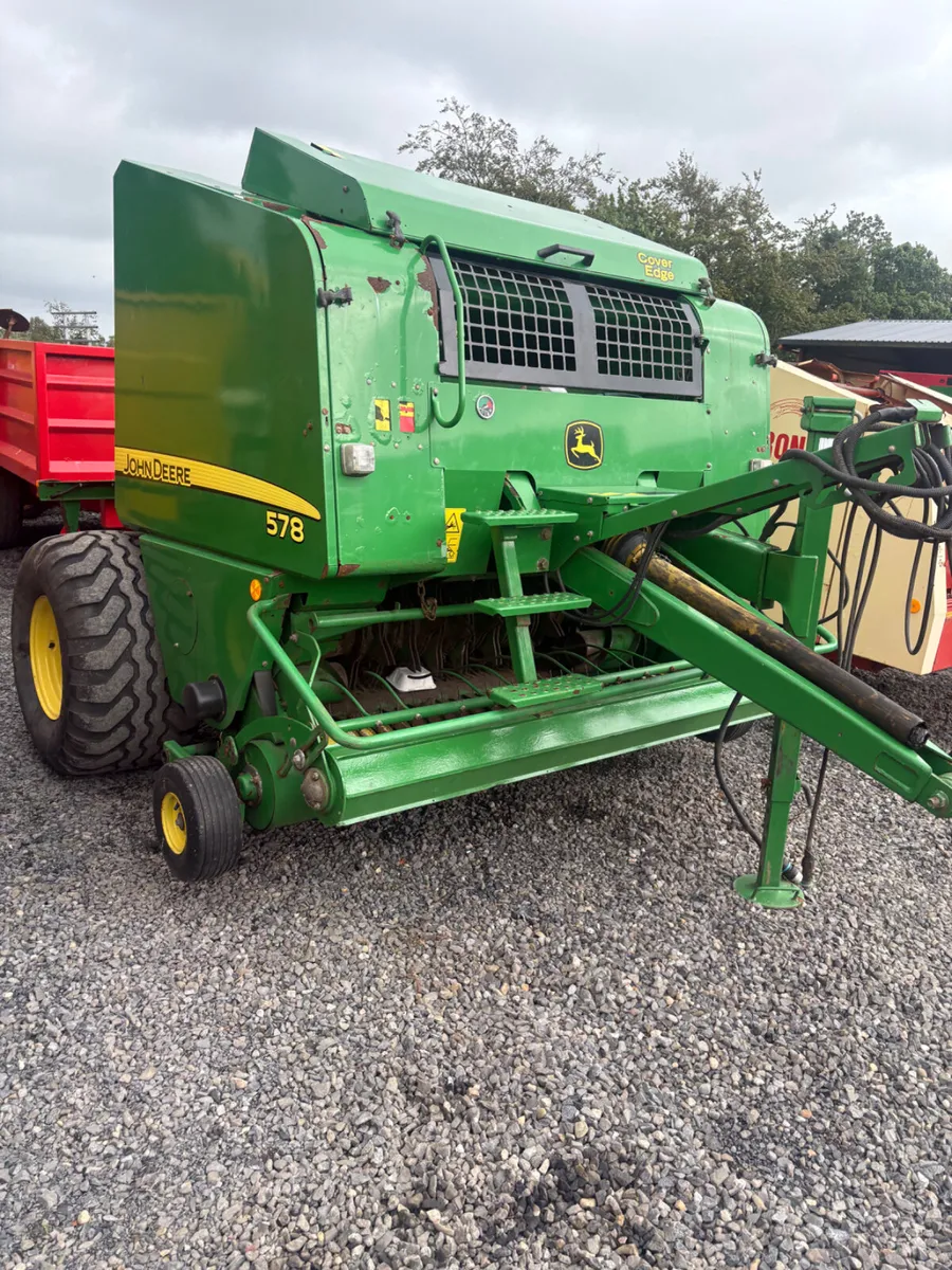 John Deere Round Bailer - Image 2