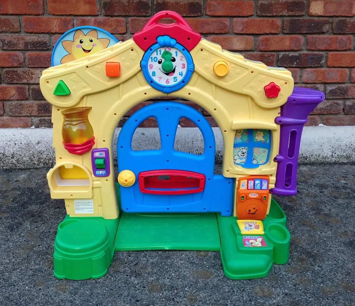 FISHER PRICE LAUGH & LEARN HOUSE (USED). - Image 1