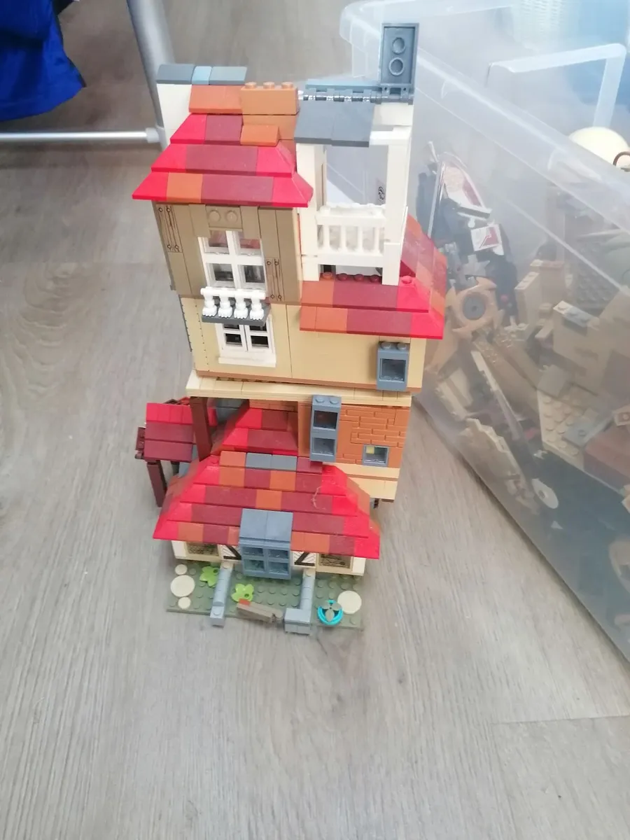 Lego - Image 2