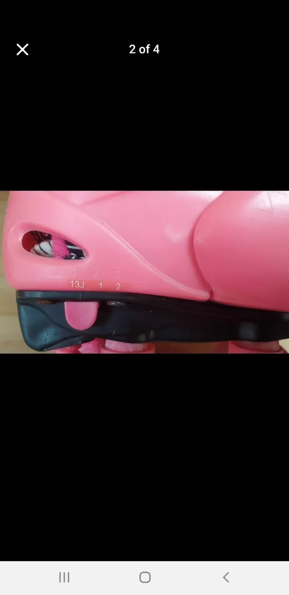 Skates - Image 3