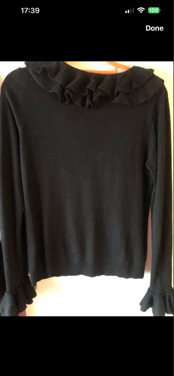 Ladies Ralph Lauren jumper size M €15 - Image 2