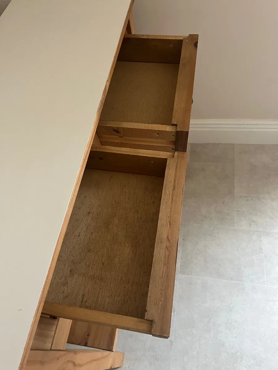 Console table - Image 2