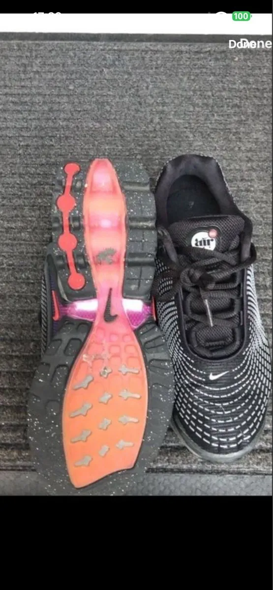 Boys Nike air max trainers uk 4.5 €20 - Image 3