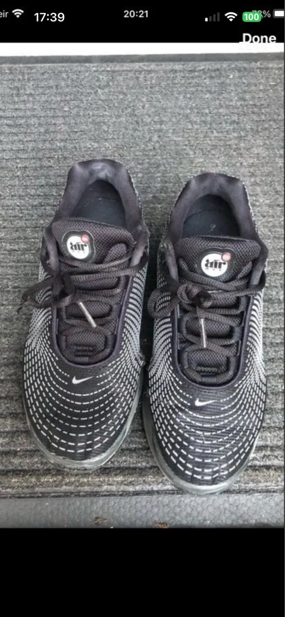 Boys Nike air max trainers uk 4.5 €20 - Image 1