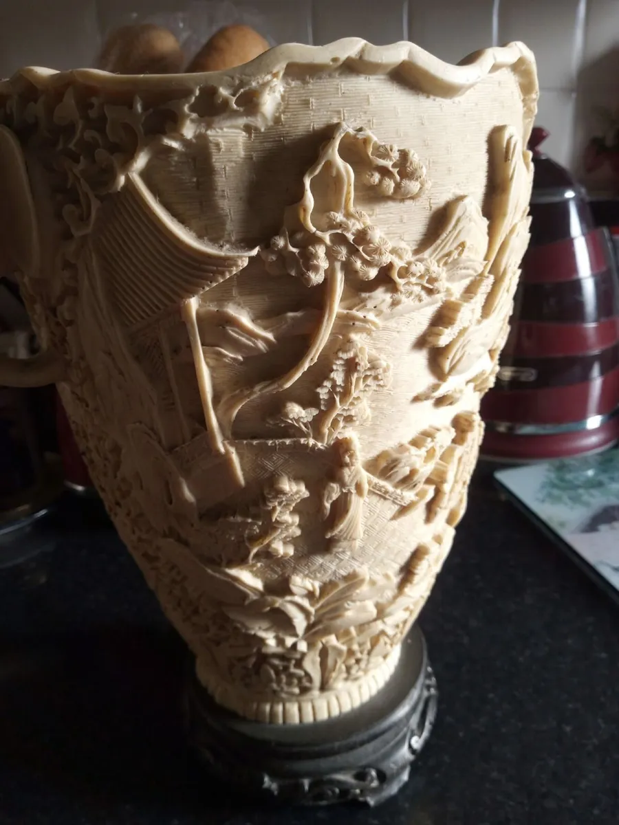 Vintage chinese vase - Image 2