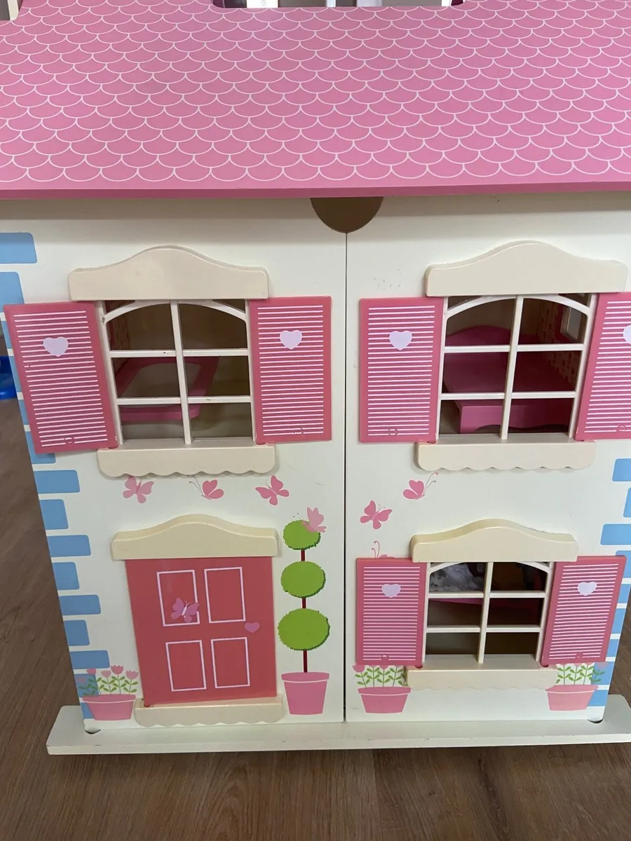 Sylvanian Families Wooden House - Image 3